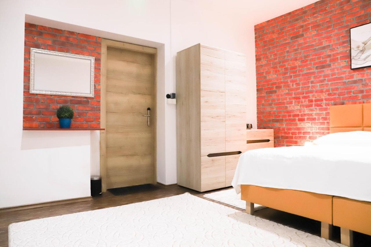 «Go West» Guest Rooms Viena Exterior foto