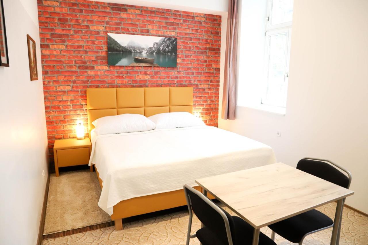 «Go West» Guest Rooms Viena Exterior foto
